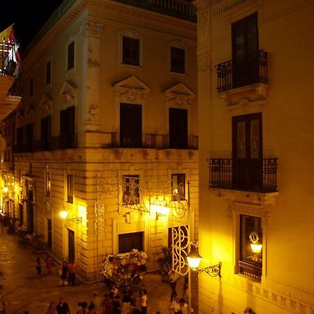 B&B Arco Dell'Orologio Trapani Dış mekan fotoğraf